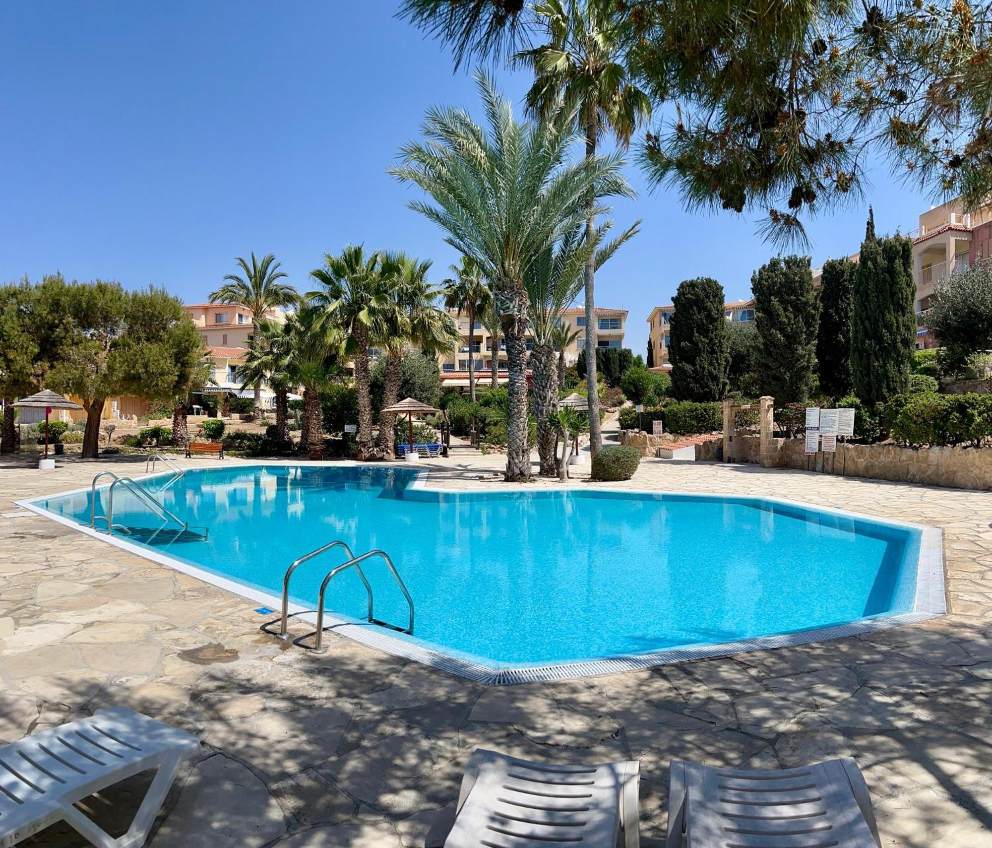 Ocean Sunset Apartment Paphos Exterior foto